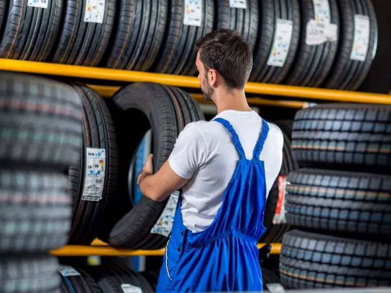 Hınıs Oto Lastikçi